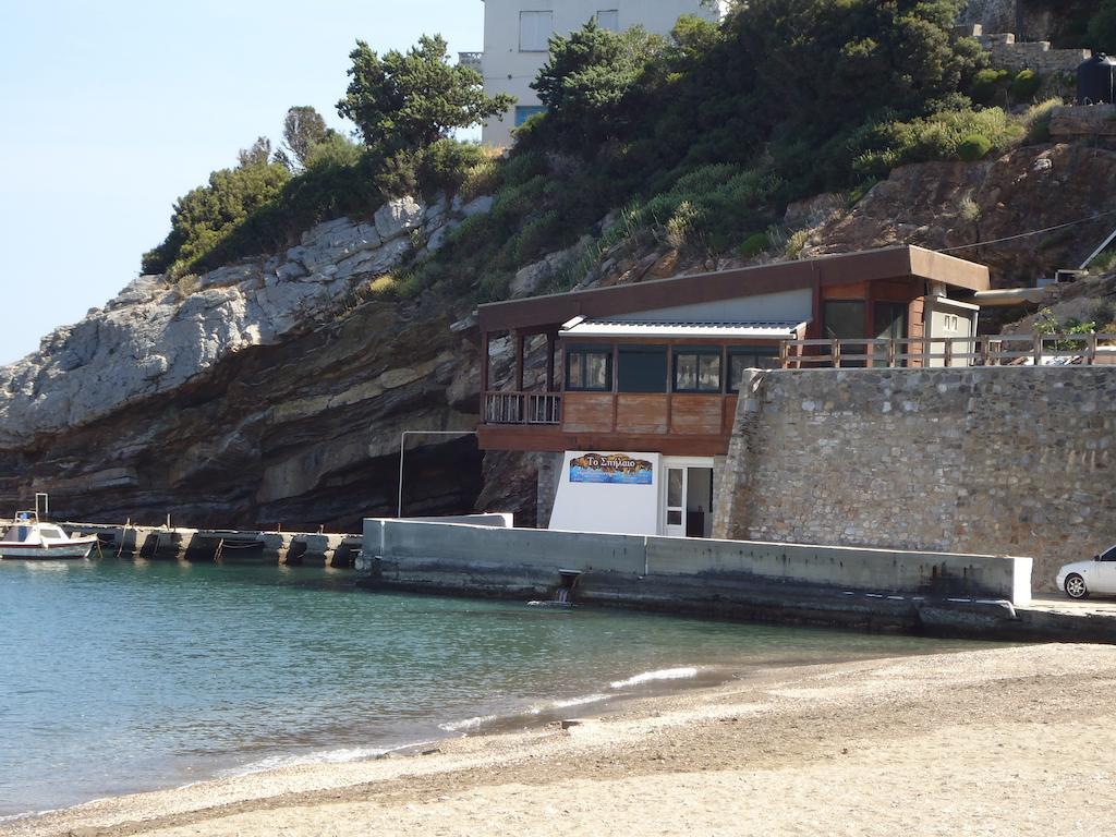 Hotel George Agios Kirykos  ภายนอก รูปภาพ